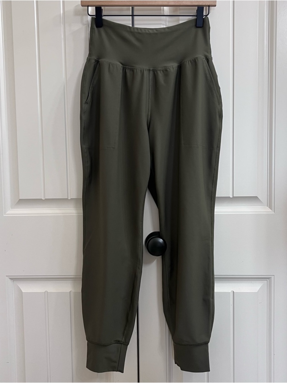 Old Navy Womens High-Waisted PowerSoft Pocket Joggers in Olive Green, Size M